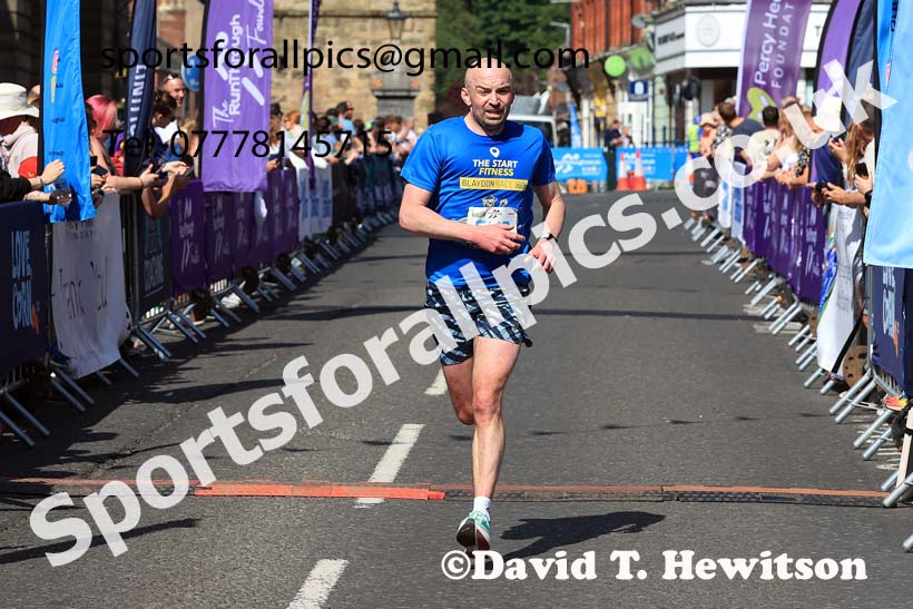 The 2024 Morpeth 10k Road Race.  Photo: David T. Hewitson/Sports for All Pics